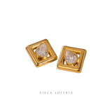 Antara Studs