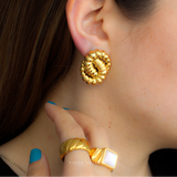 Alicia Crossaint Ring