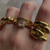 Carlota Rings