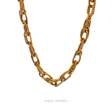 Nudo Necklace